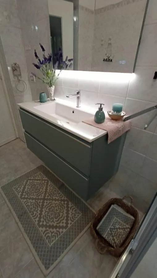 Le Peonie Guest House Alghero Bed & Breakfast