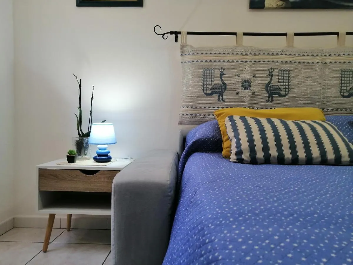 Le Peonie Guest House Alghero Bed & Breakfast