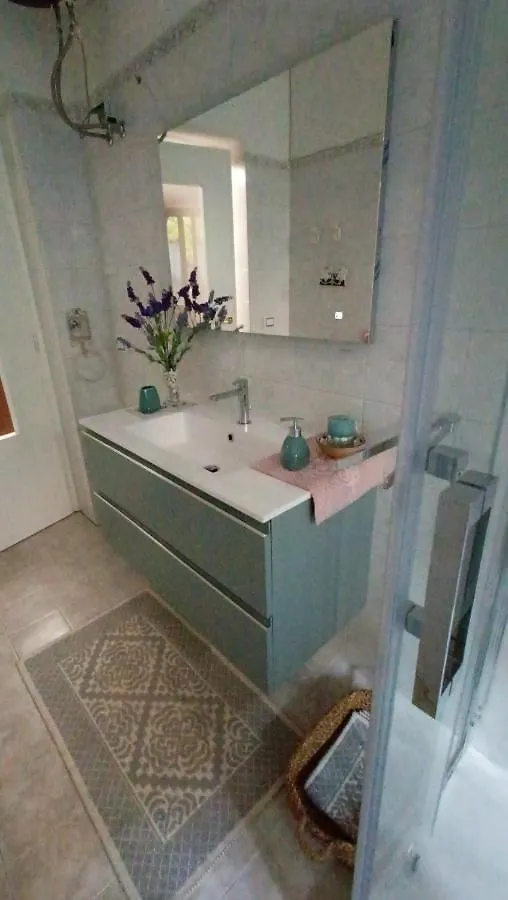 Le Peonie Guest House Alghero Bed & Breakfast