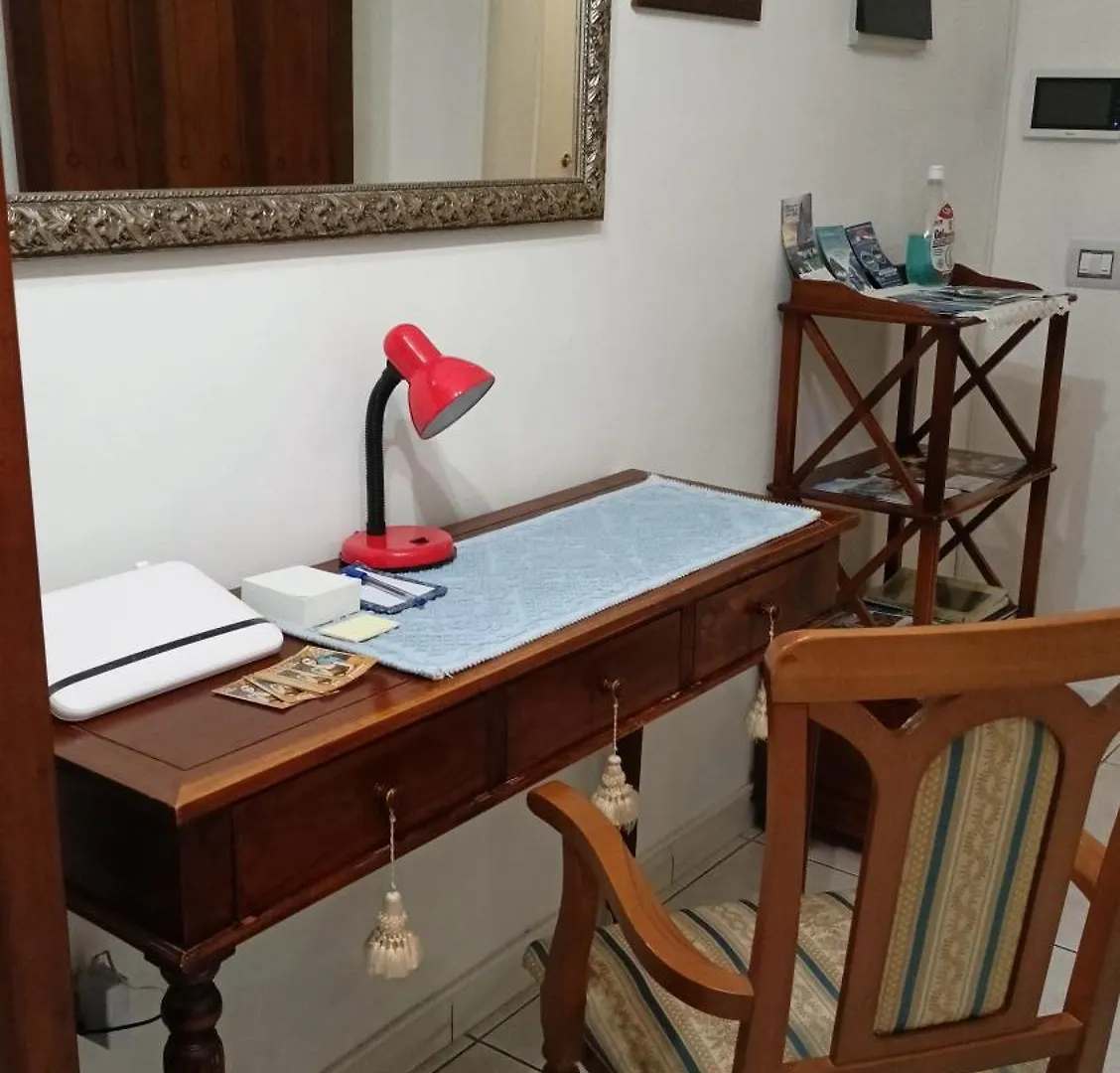 Le Peonie Guest House Alghero Bed & Breakfast
