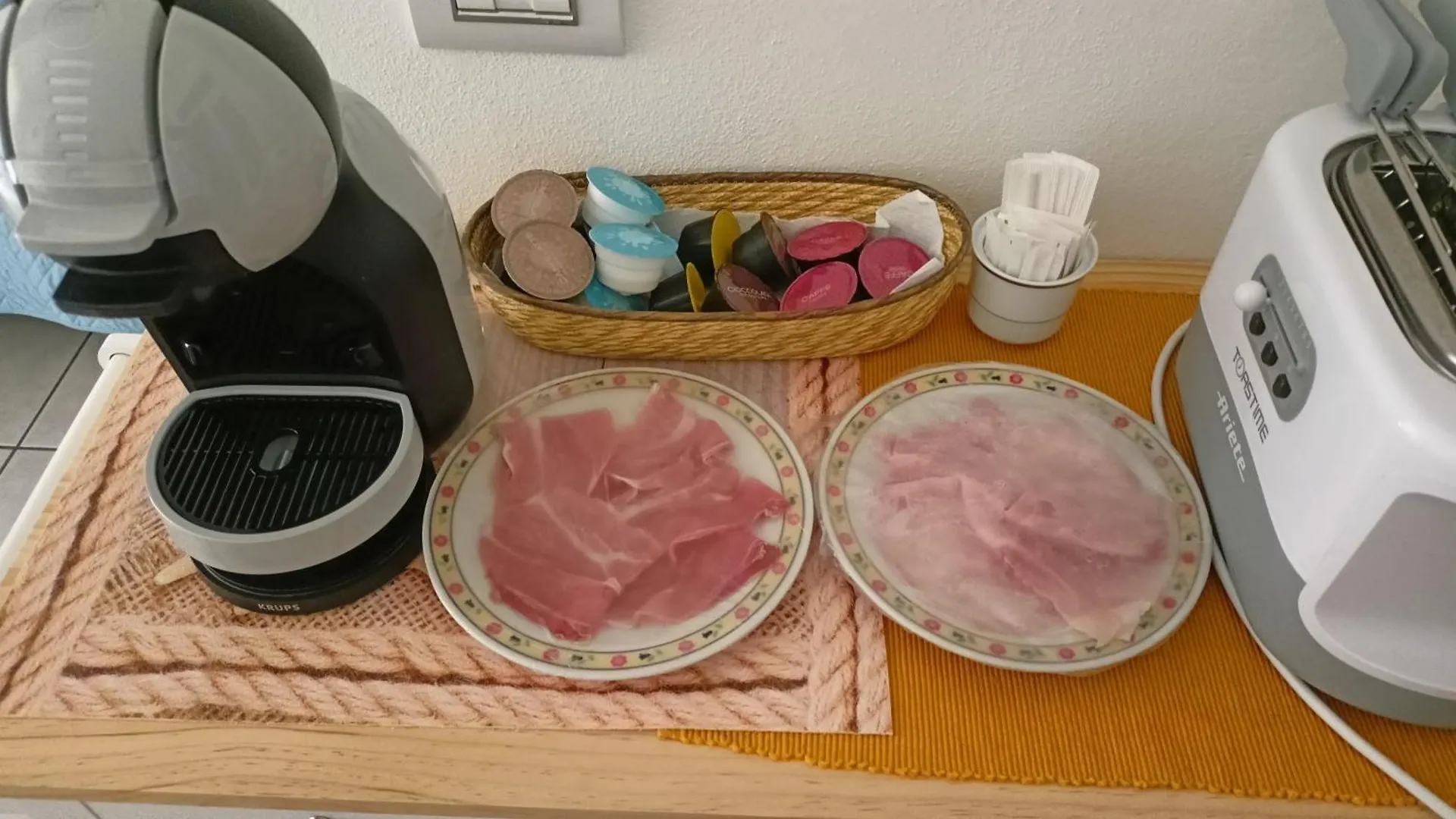 Le Peonie Guest House Alghero Bed & Breakfast