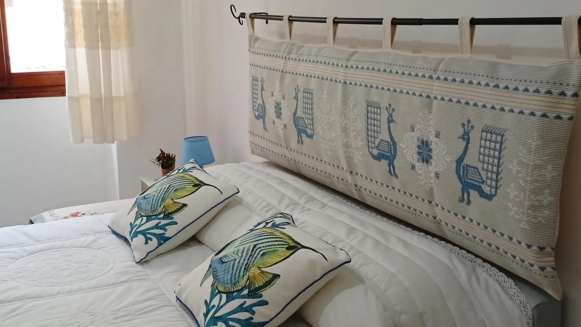 Le Peonie Guest House Alghero Bed & Breakfast