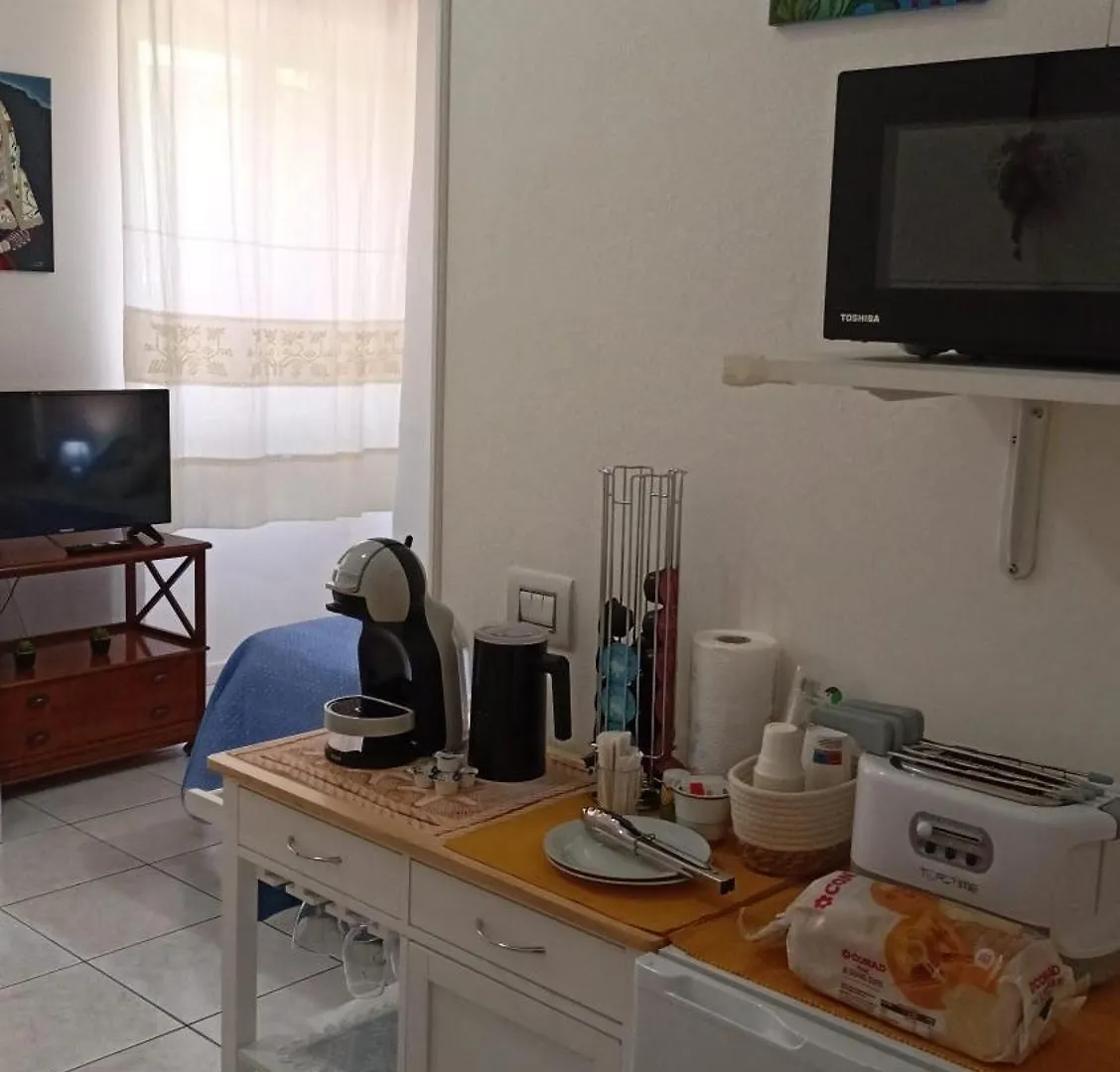 Bed & Breakfast Le Peonie Guest House Alghero