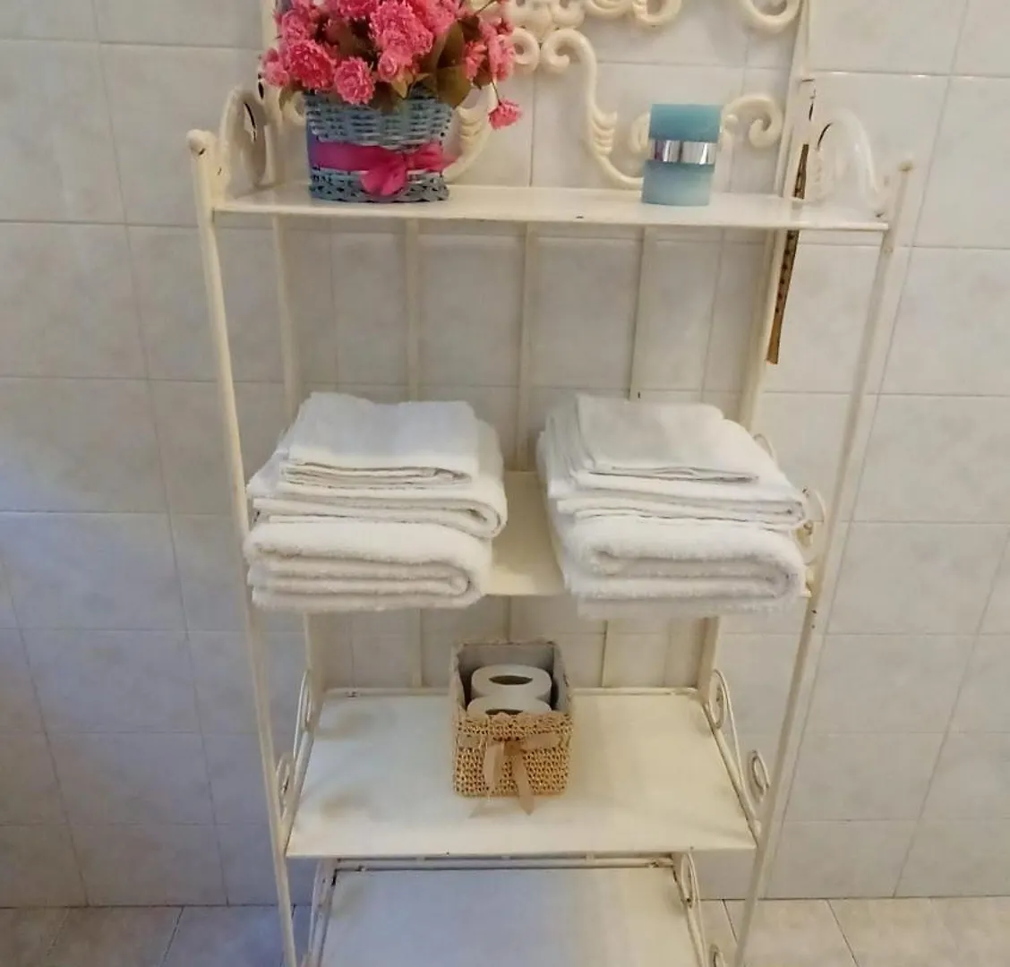 Le Peonie Guest House Alghero Itália